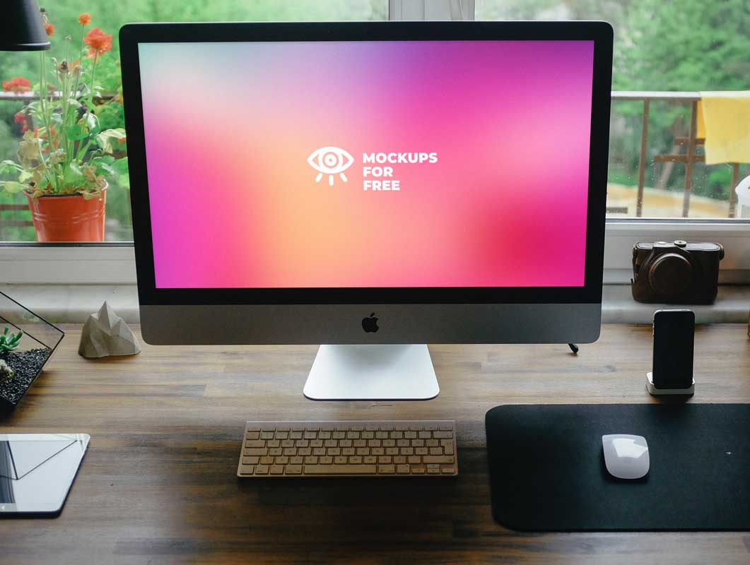 Designer's iMac Home Workstation PSD Mockup